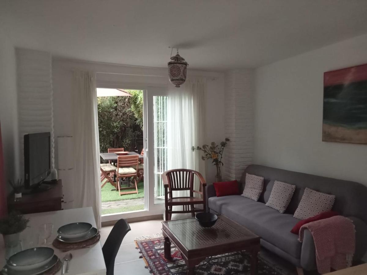 Dormir Entre Limones, Casa De Invitados En Vivienda Familiar Dos Hermanas Dış mekan fotoğraf